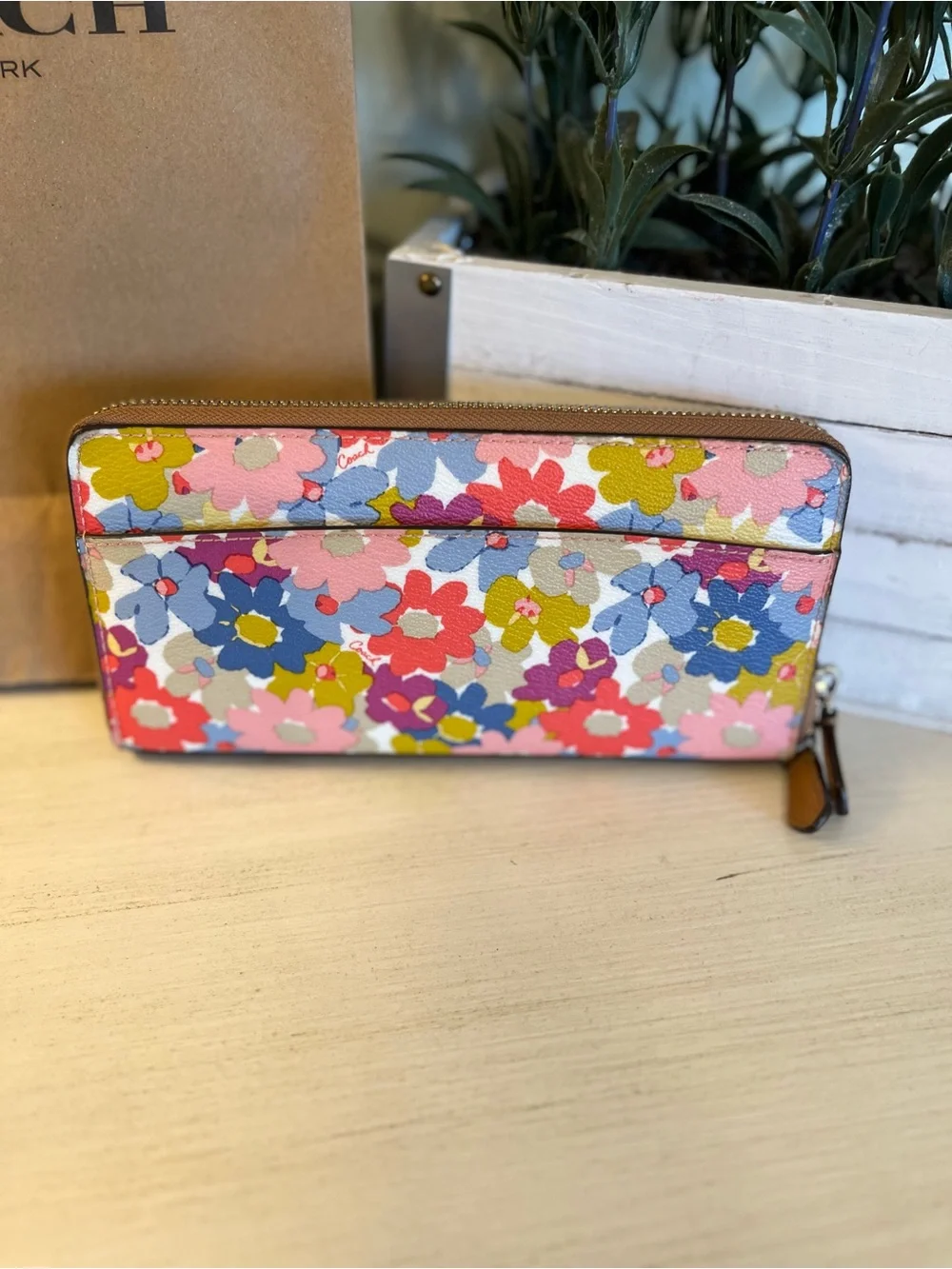 Coach Long Zip Around Floral Wallet w/ Leather Trim EUC